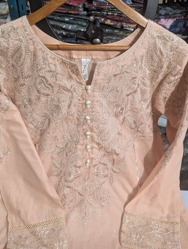 MnM luxury lawn 3pcs organza Dupatta 0976