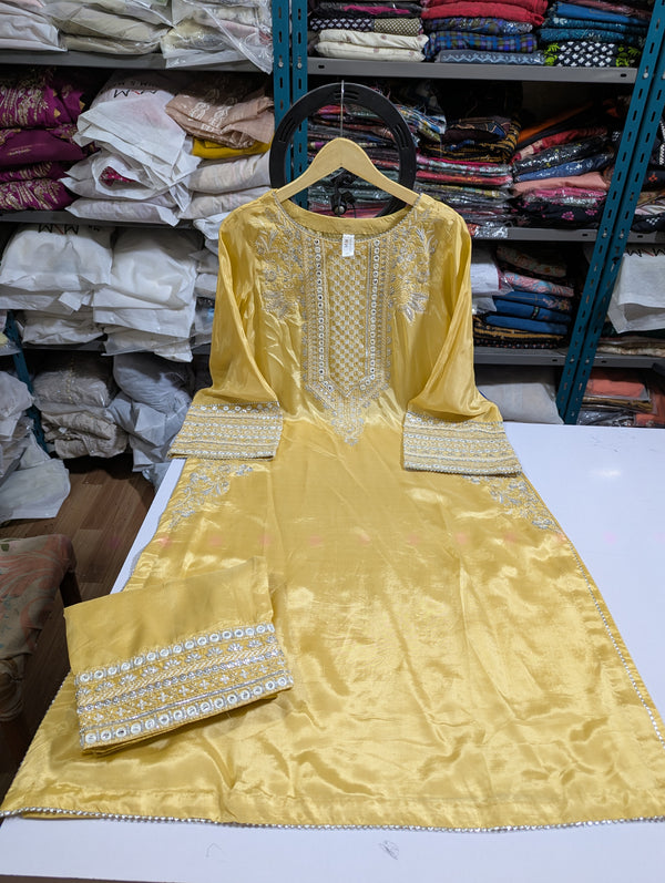 MnM silk 2pc 5590