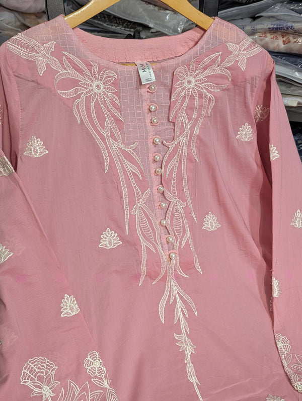 MnM lawn 3pcs organza Dupatta 5680