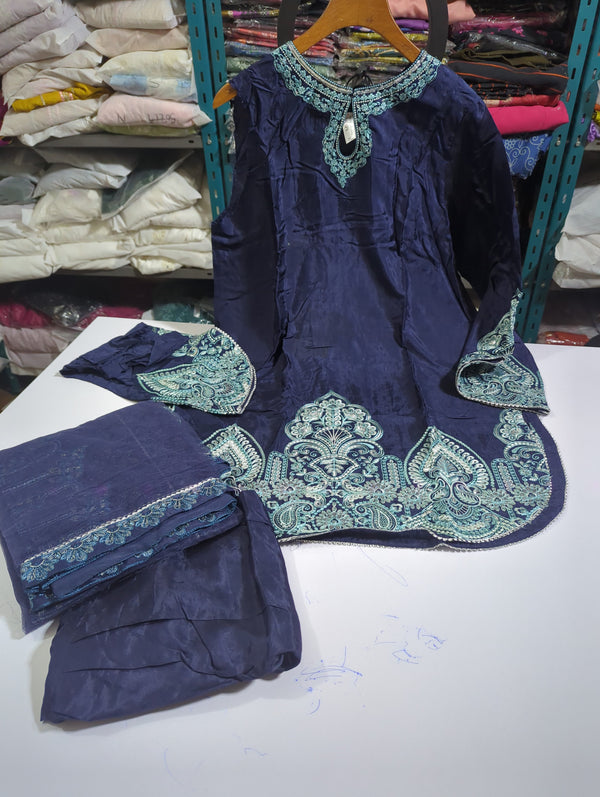 MnM silk 3pc 4177
