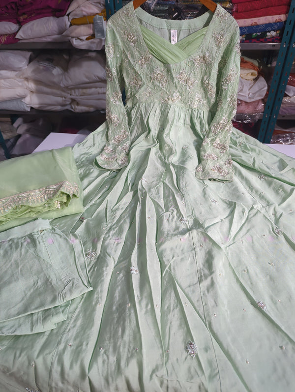 MnM silk 3pc 44111